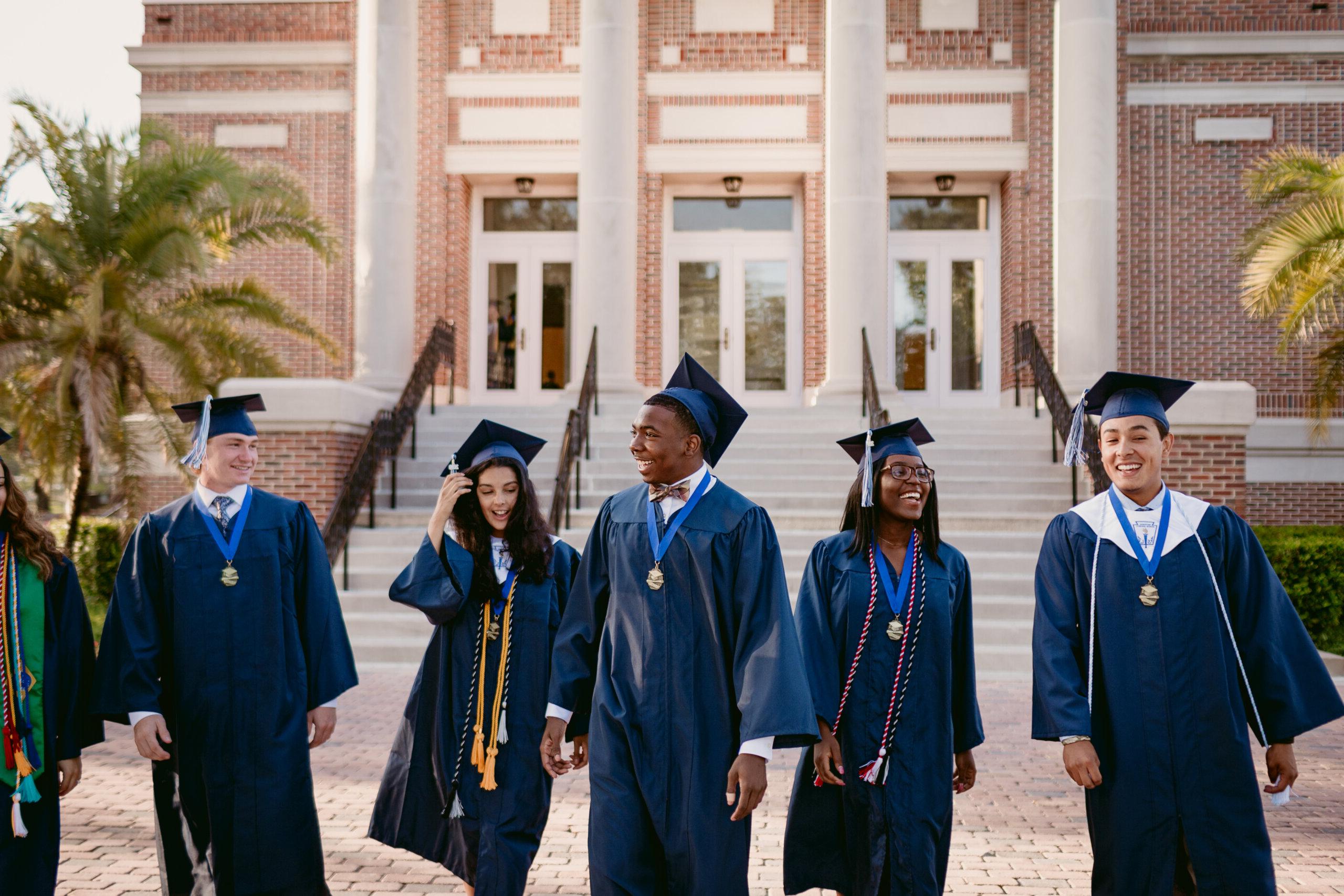 Photo of <a href='http://ccmhbk.dilidally.net'>澳门威尼斯人网上赌场</a> Academy graduates outside of the Plant Street Campus